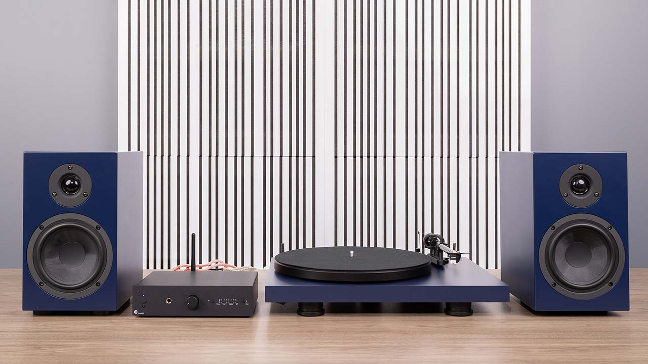 Pro-Ject: Colorful Audio System Turntable Package